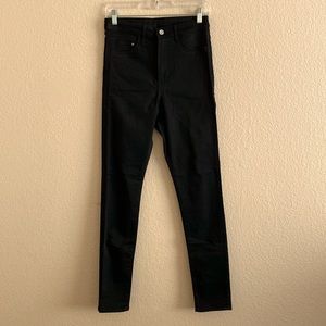 Black Skinny Jeans
